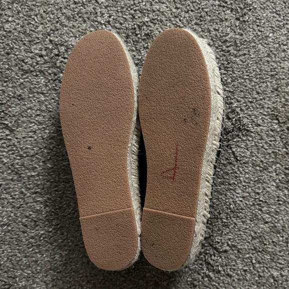 black suede Johnny Was embroidered espadrille slip-ons - Picture 6 of 6